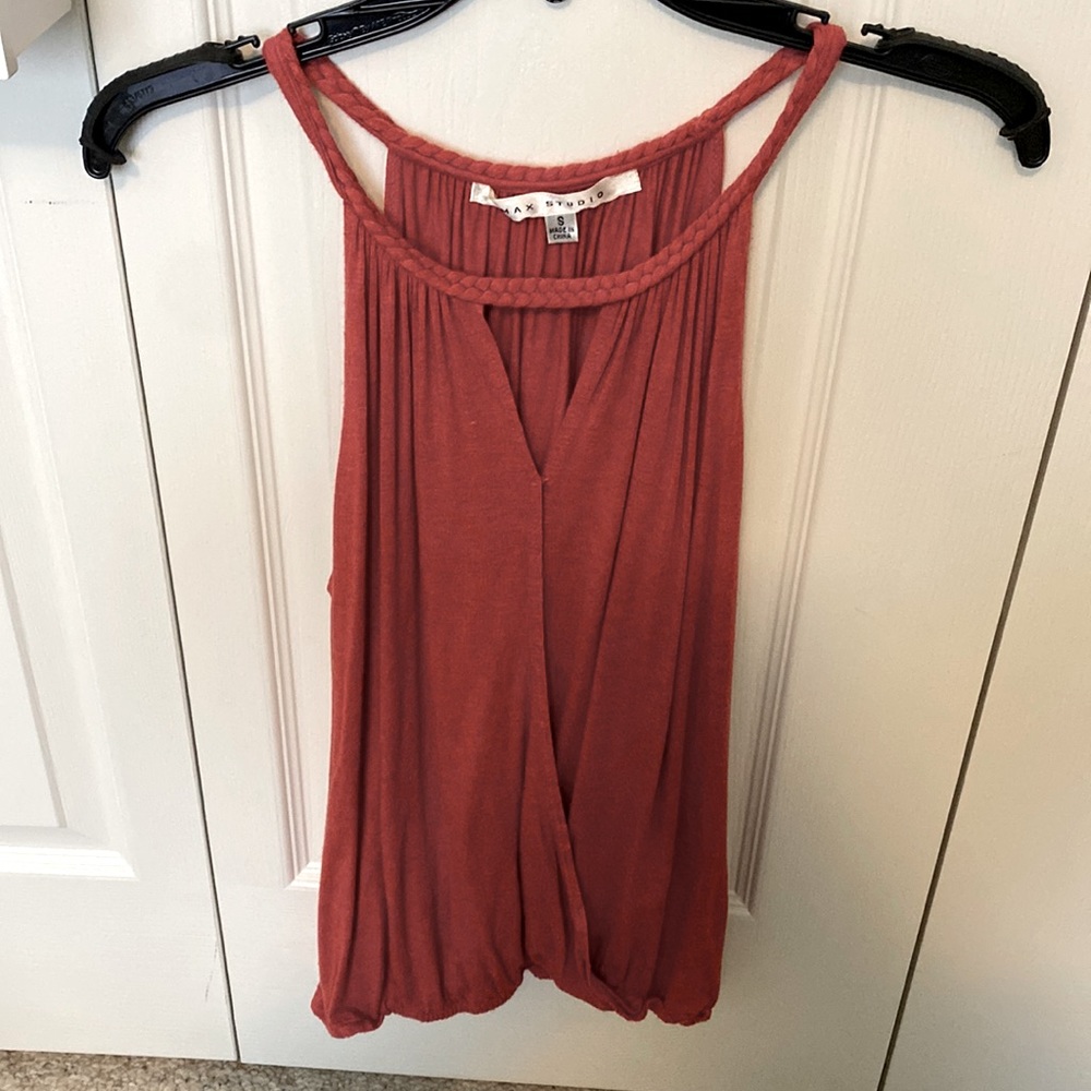 Burnt red tank top. Size S. Max studio.